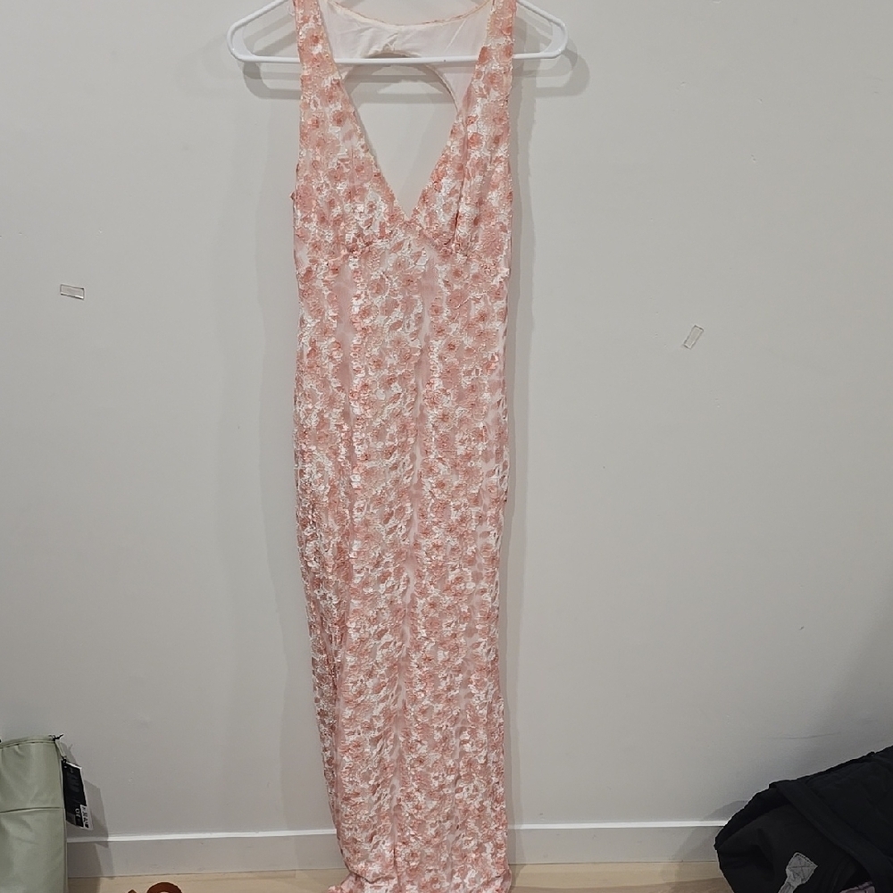Elegant Pink Sleeveless Dress